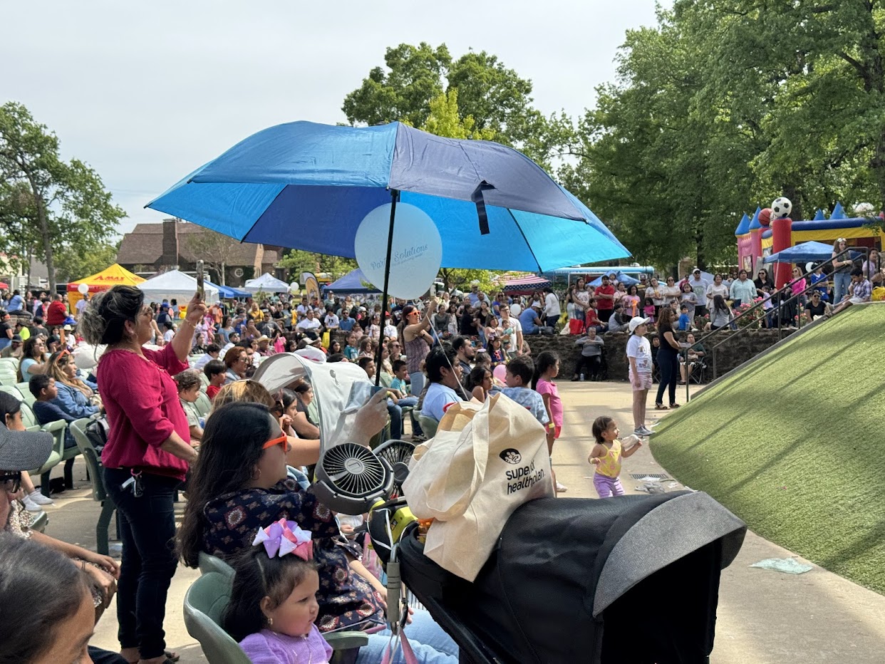 Families enjoying Día del Niño Fest at Bergfeld Park